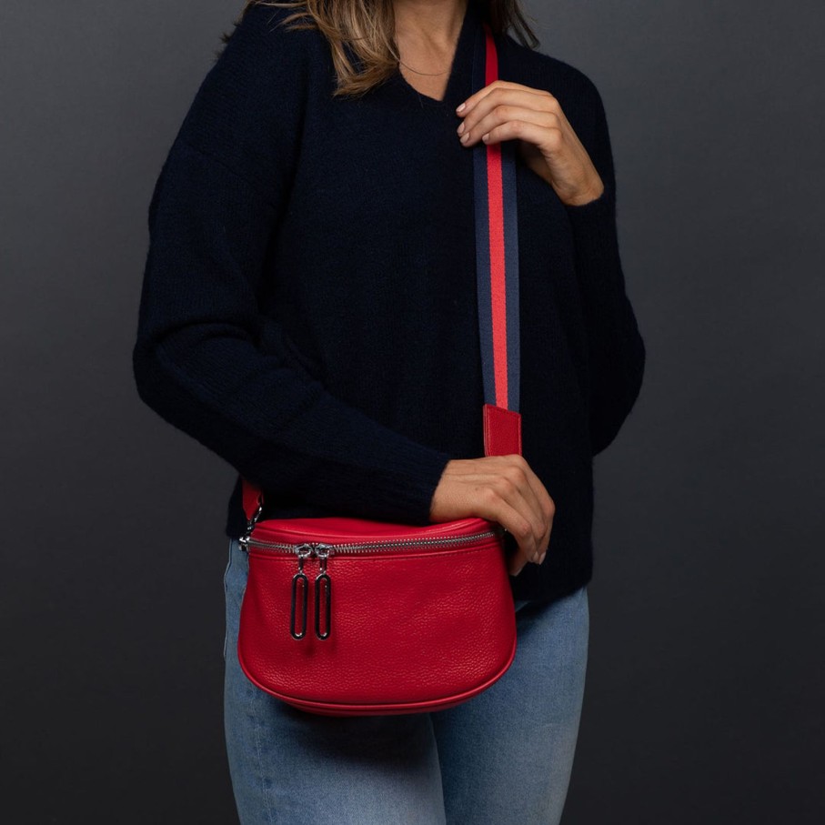 Accessories Brave & True | Kensington Pouch Bag Red