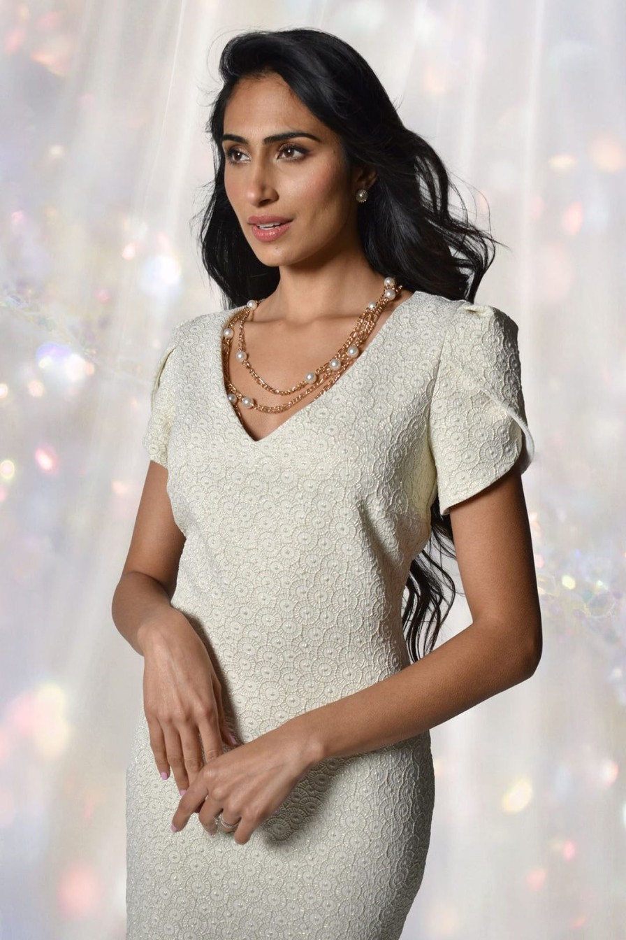 All Clothing Frank Lyman | Metallic Knit Cocktail Set | Champagne | Fl92